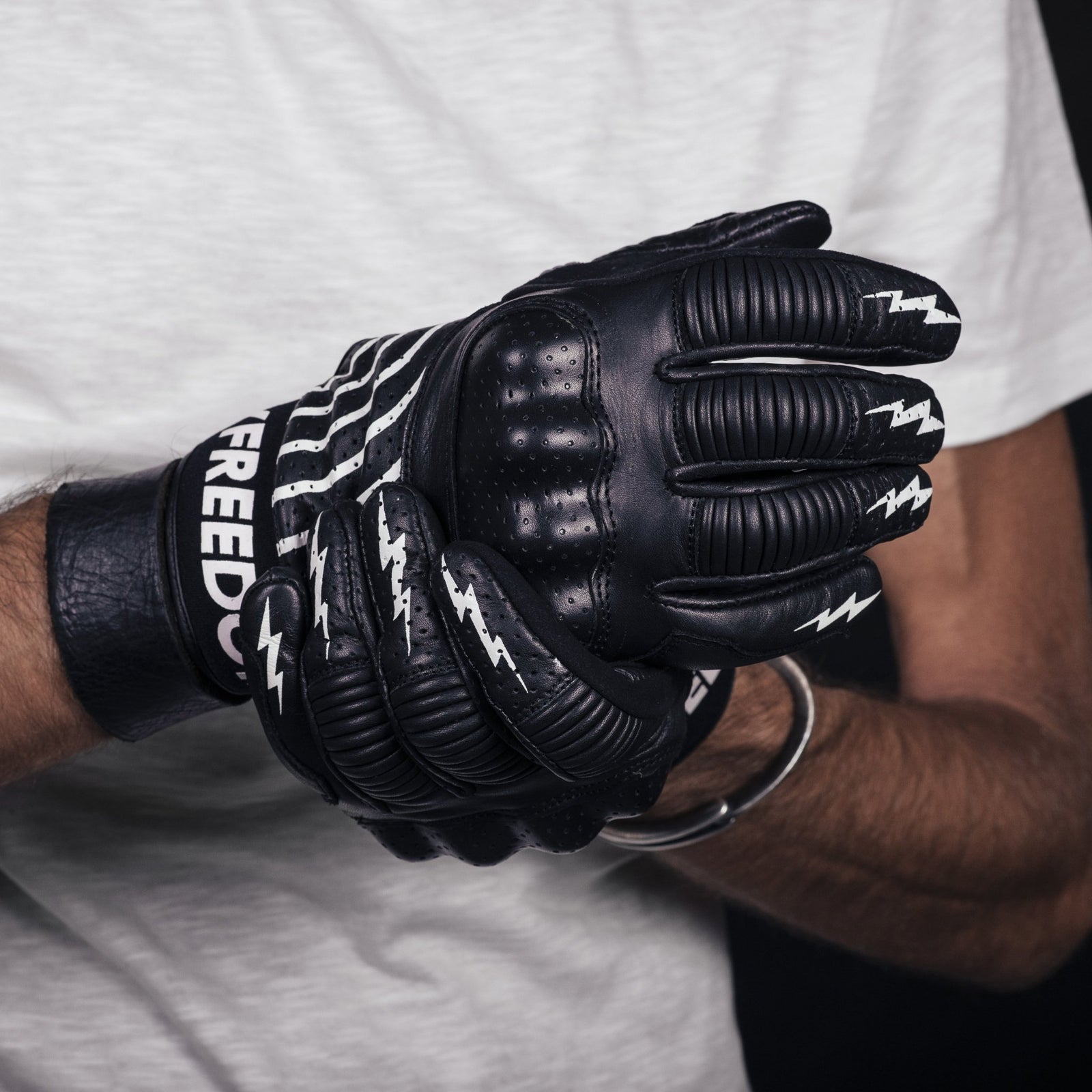 Holy Freedom - Holy Freedom Ipnotico Gloves - Gloves - Salt Flats Clothing