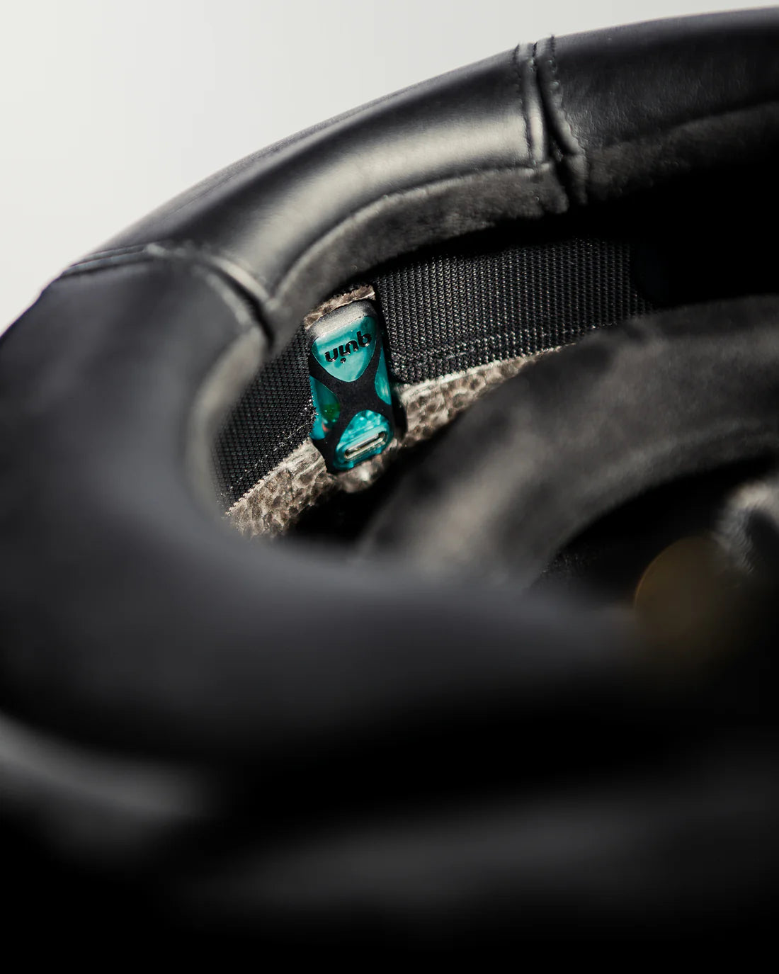 Hedon Psilo Explorer ECE 22.06/DOT - Signature Black - Salt Flats Clothing