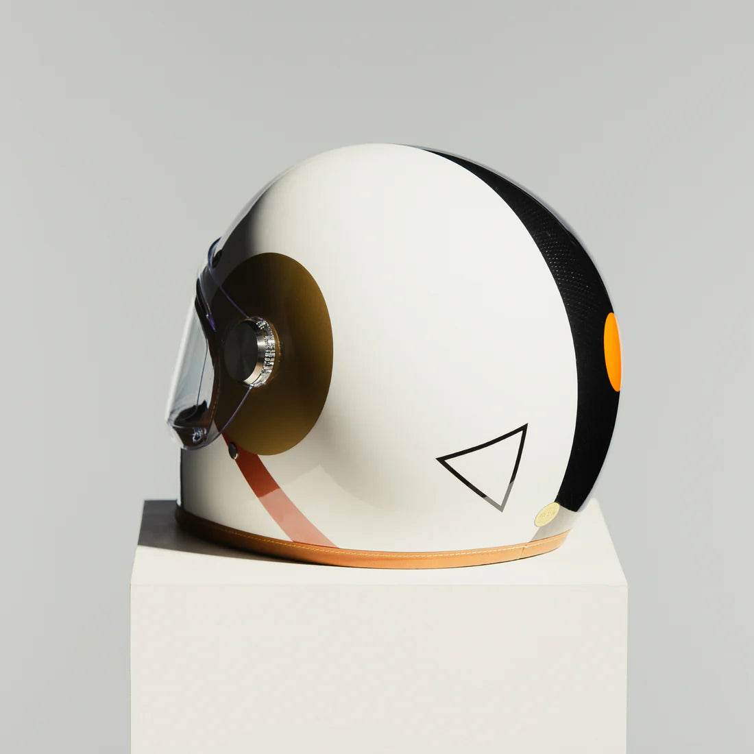 Hedon Heroine Racer 2.0 ECE 22.06 Full Face Motorcycle Helmet - Bauhaus - Salt Flats Clothing