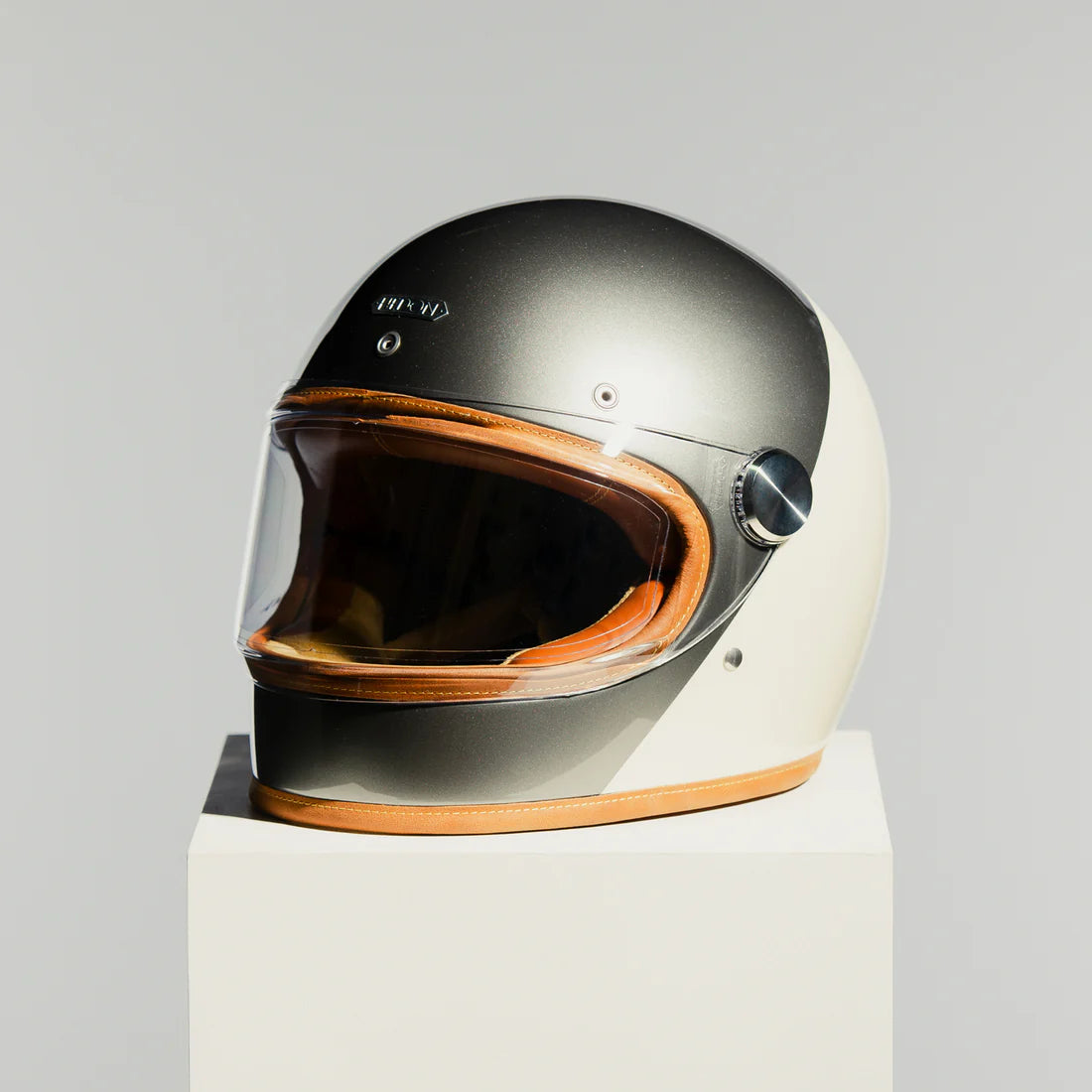 Hedon Heroine Racer 2.0 ECE 22.06 Full Face Motorcycle Helmet - Camelot - Salt Flats Clothing