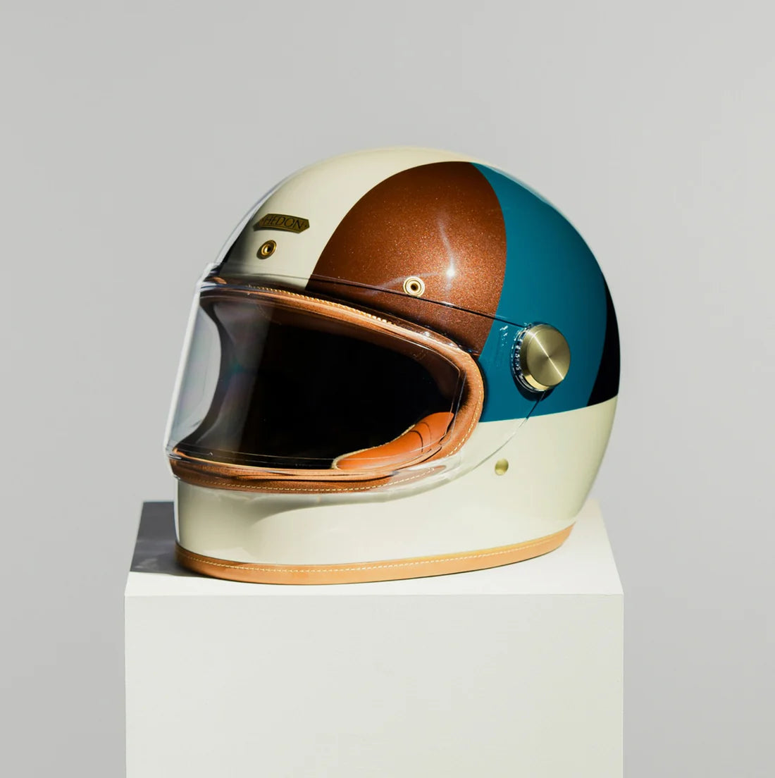 Hedon Heroine Racer 2.0 ECE 22.06 Full Face Motorcycle Helmet - Cosmos - Salt Flats Clothing