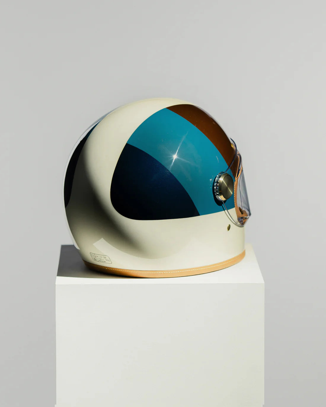 Hedon Heroine Racer 2.0 ECE 22.06 Full Face Motorcycle Helmet - Cosmos - Salt Flats Clothing