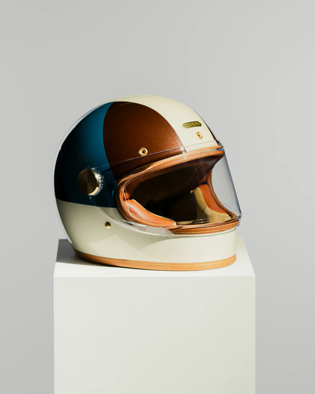 Hedon Heroine Racer 2.0 ECE 22.06 Full Face Motorcycle Helmet - Cosmos - Salt Flats Clothing