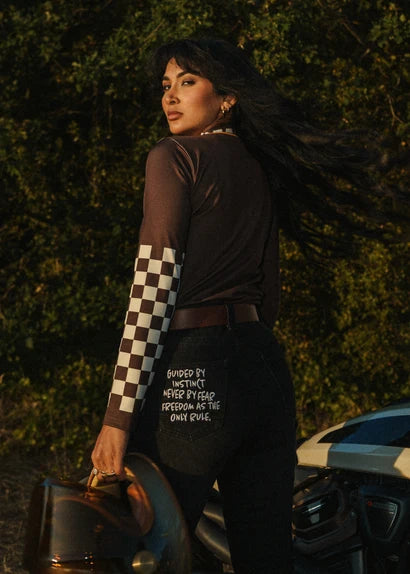 Wildust Sisters Racing Club Ladies Lycra Top - Salt Flats Clothing
