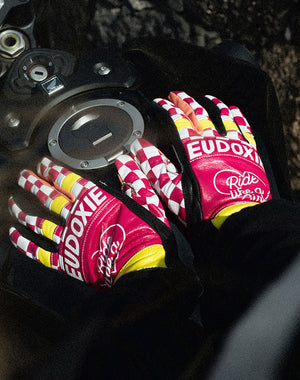Eudoxie Lizzie Pop Pink Ladies Gloves - Salt Flats Clothing